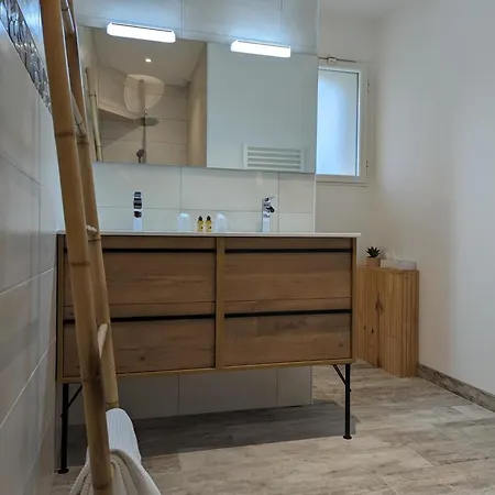 Gite Avec Terrasse Privative, Wifi, Equipements Bebe Et Jardin Pres De La Flow Velo A - Fr-1-653-258 Châteauneuf-sur-Charente
